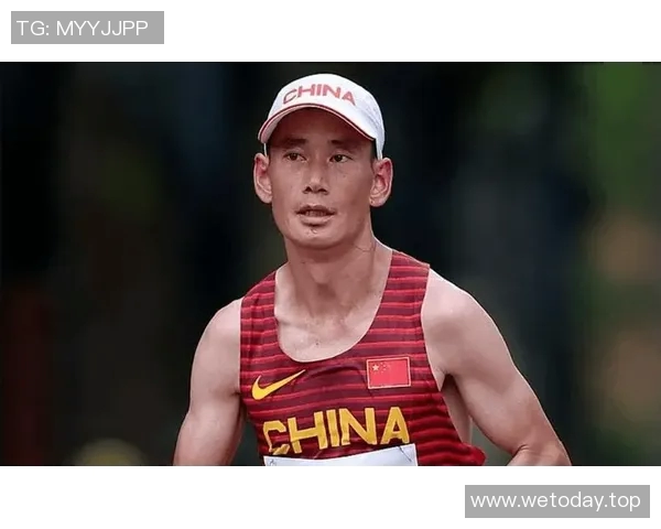 中国马拉松名将宣布退役感人致辞全网泪目瞬间引发网友热议